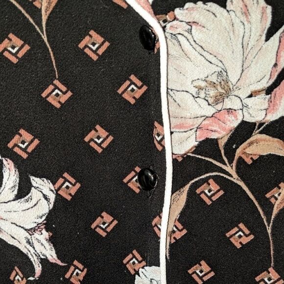 🌹3/$21 Tie Front Pajama Style Blouse S - Picture 6 of 6